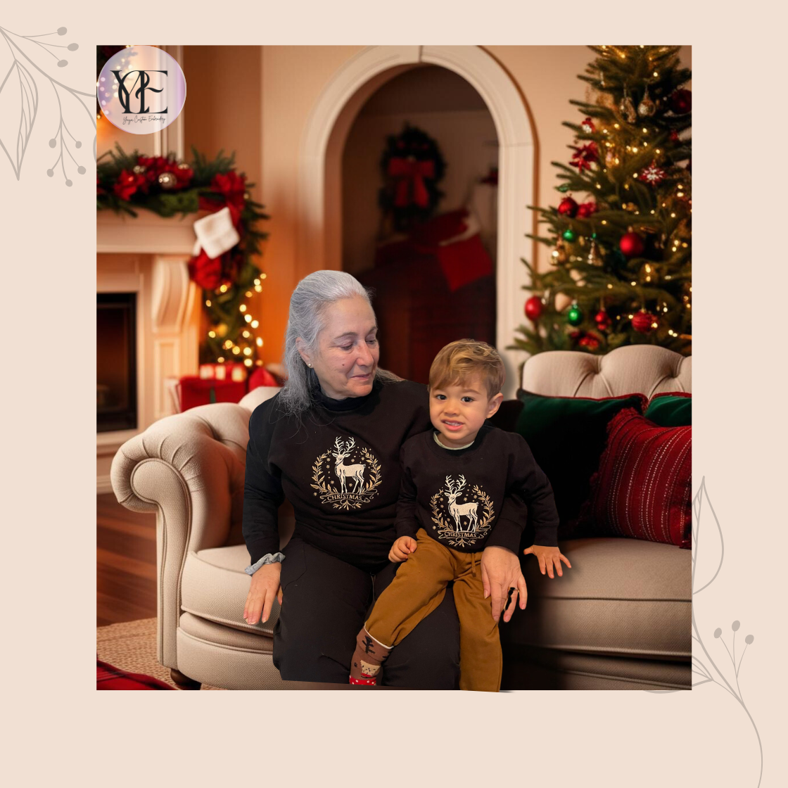 Sweatshirt mit Weihnachts-Rentier-Stickerei | Erhältlich in XS bis 5XL