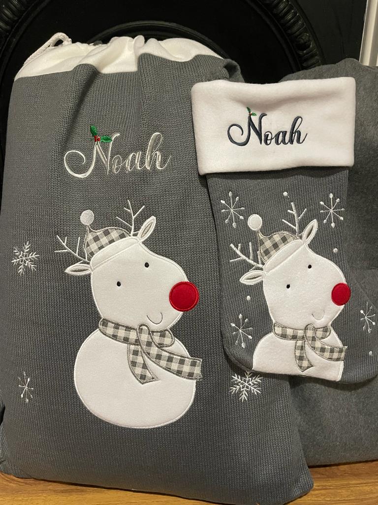 Personalisiertes Weihnachtssack- und Strumpfset