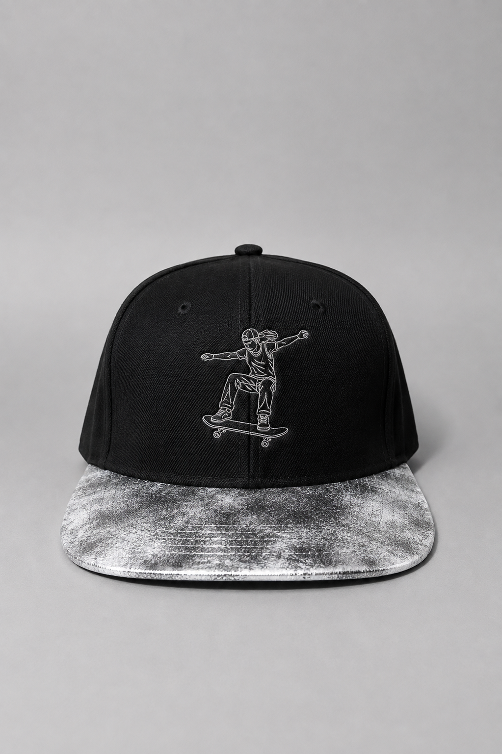 Cap with silver embroidered Skater silver flat peak
