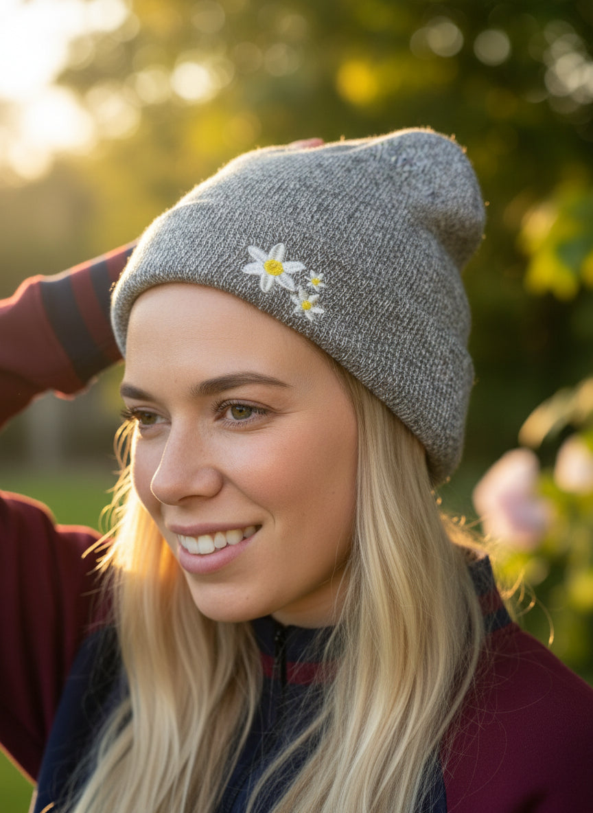 Exklusive 3-Gänseblümchen-Mütze für Erwachsene